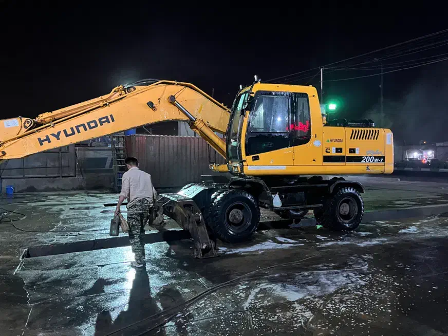 اجاره بیل میکانیکی-مینی بیل- بابکت-لودر|خدمات حمل و نقل|قم, صفاشهر|دیوار