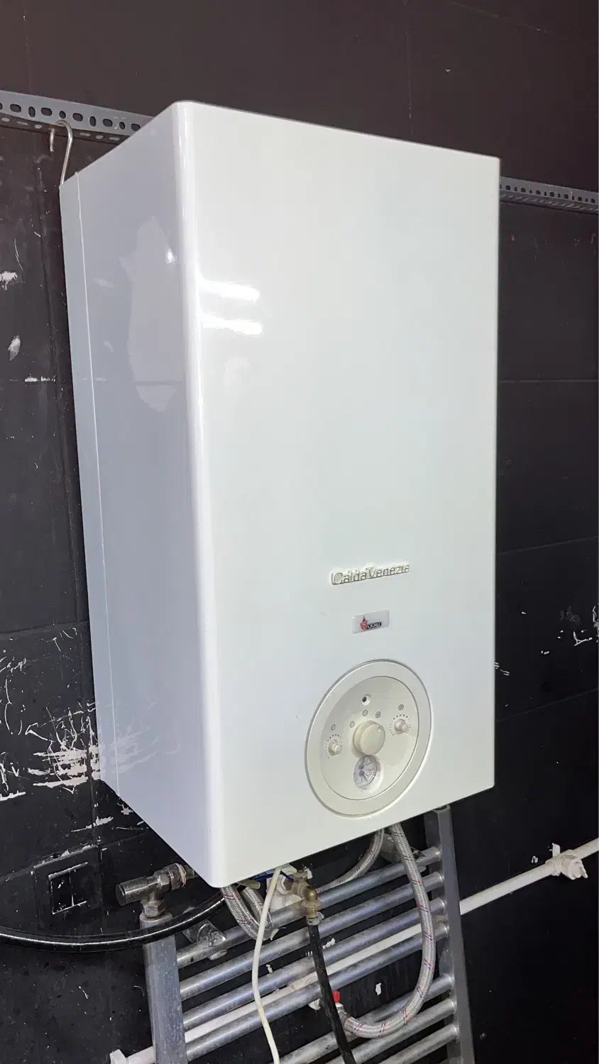 معاوضه پکیج شما با آکبند و استوک|آبگرمکن، پکیج، شوفاژ|رشت, توشیبا|دیوار