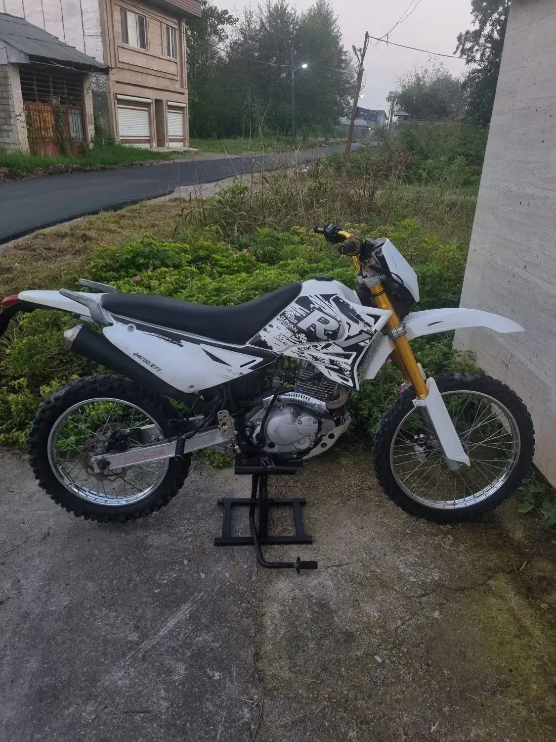 تریل روان 200 مدل 93 سالم و در حد|موتورسیکلت|سنگر, |دیوار