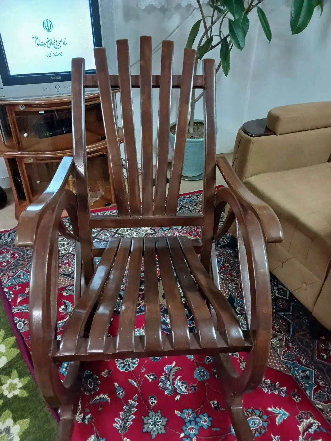 صندلی راک|صندلی و نیمکت|خوی, |دیوار