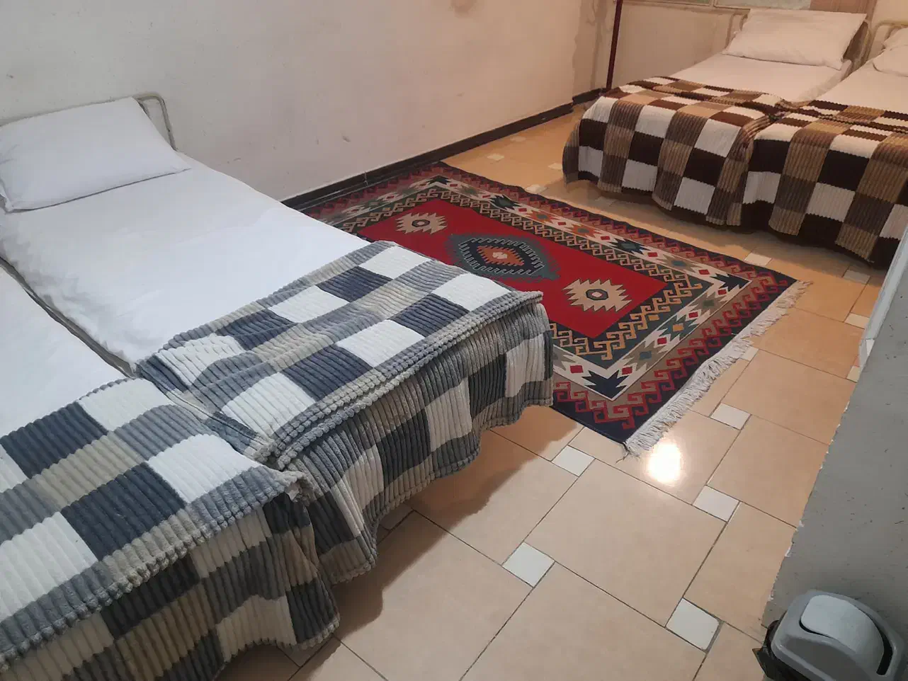 مهمانپذیر انوشیروان|اجارهٔ کوتاه‌مدت آپارتمان و سوئیت|اصفهان, آفاران|دیوار