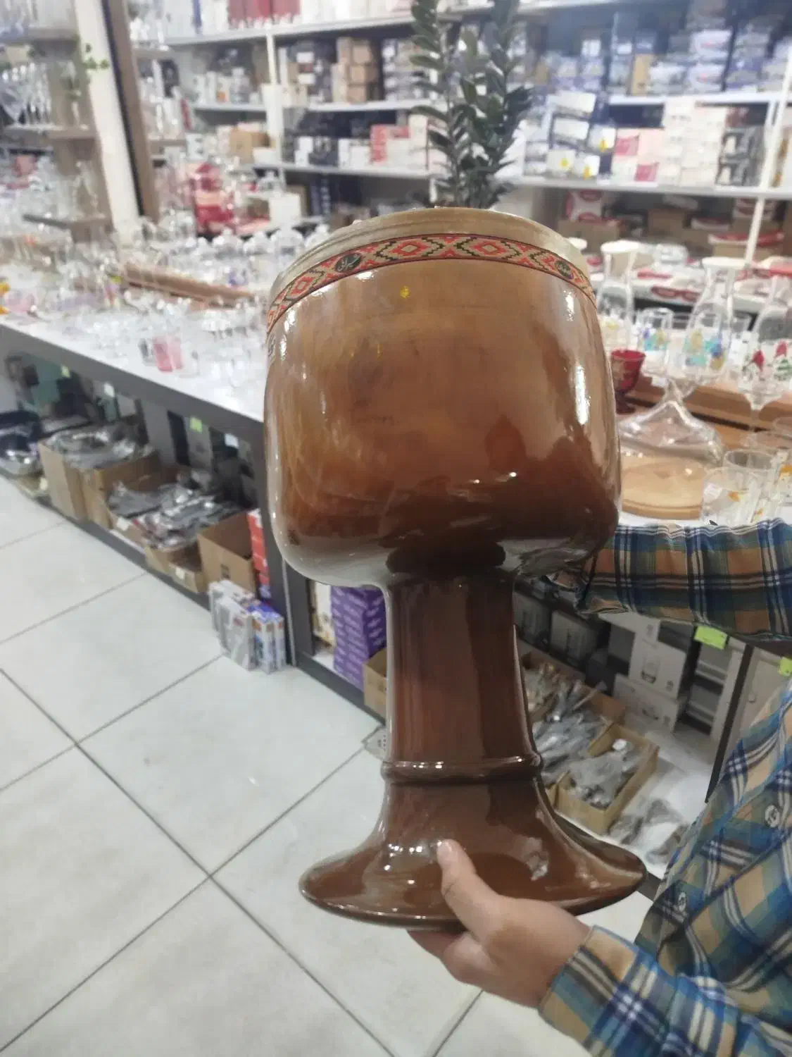 تنبک دو مهره|سازهای سنتی|اصفهان, نقش جهان|دیوار