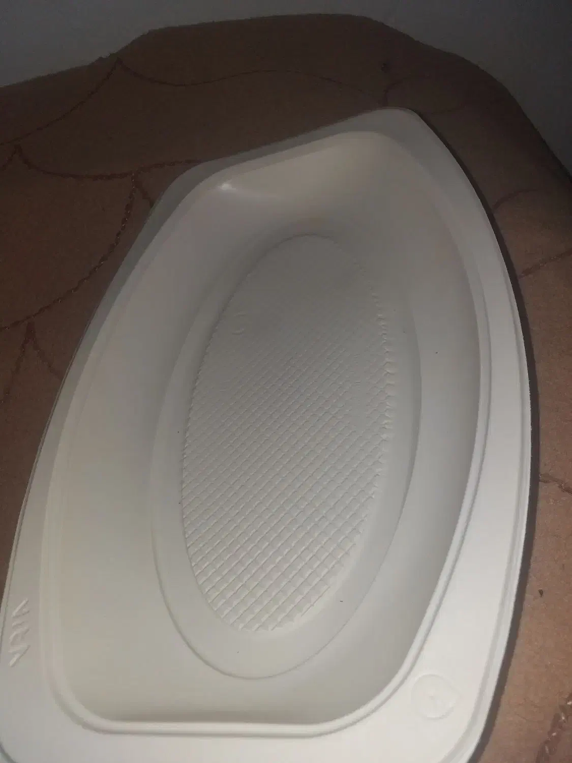 ظرف یک بارمصرف|ظروف نگهدارنده، پلاستیکی، یک‌بارمصرف|قم, نیروگاه|دیوار