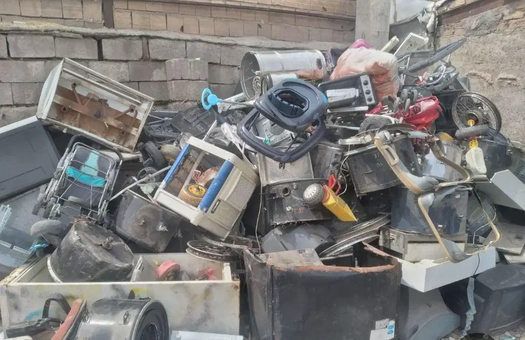 خرید ضایعات از درب خانه  اداره و کارگاه با یک تماس|خدمات پیشه و مهارت|خوی, |دیوار