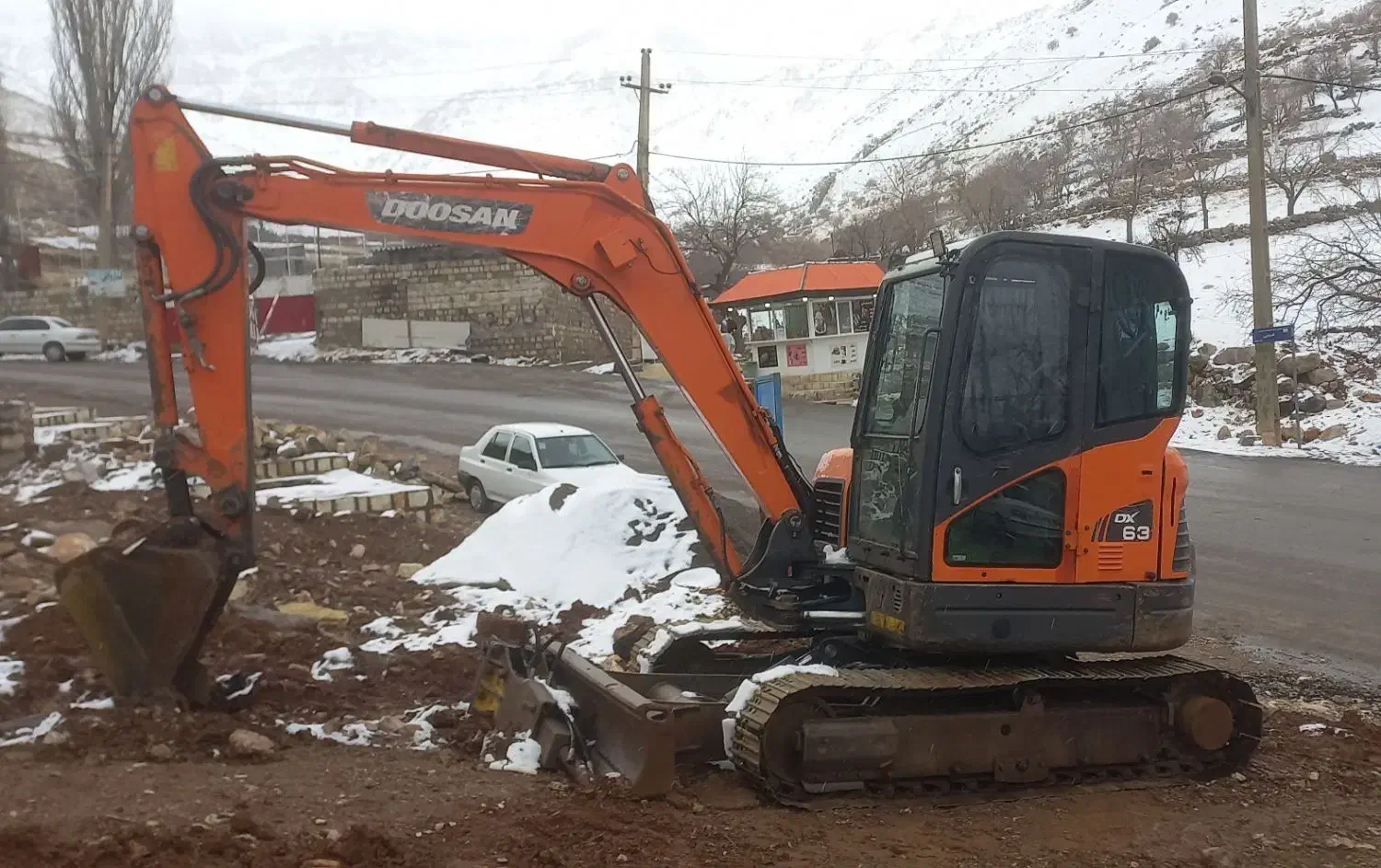 فروش مینی بیل زنجیری دوسان DX63|خودرو سنگین|تهران, میدان ولیعصر|دیوار