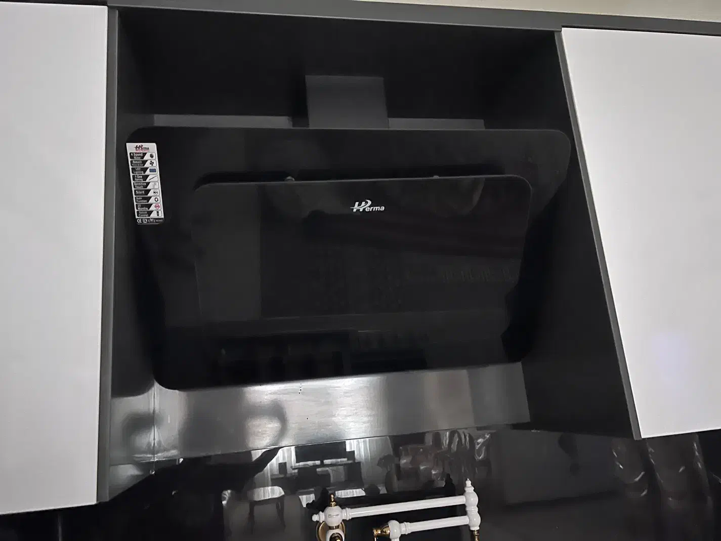 هود برند Herma|هود|بجنورد, |دیوار