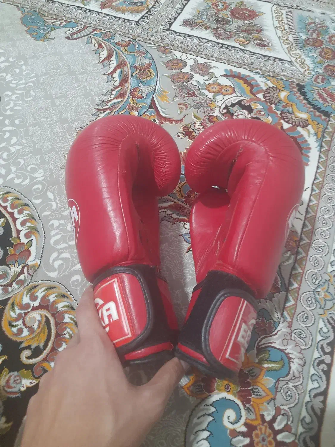 دستکش بوکس جنسه خوب درحده نو|تجهیزات ورزشی|تهران, عباسآباد|دیوار