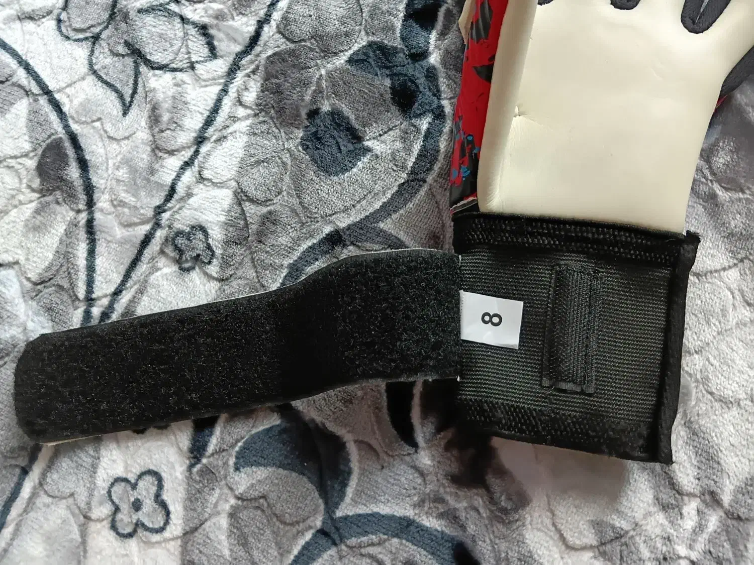 دستکش دروازه بانی|ورزش‌های توپی|اردبیل, |دیوار