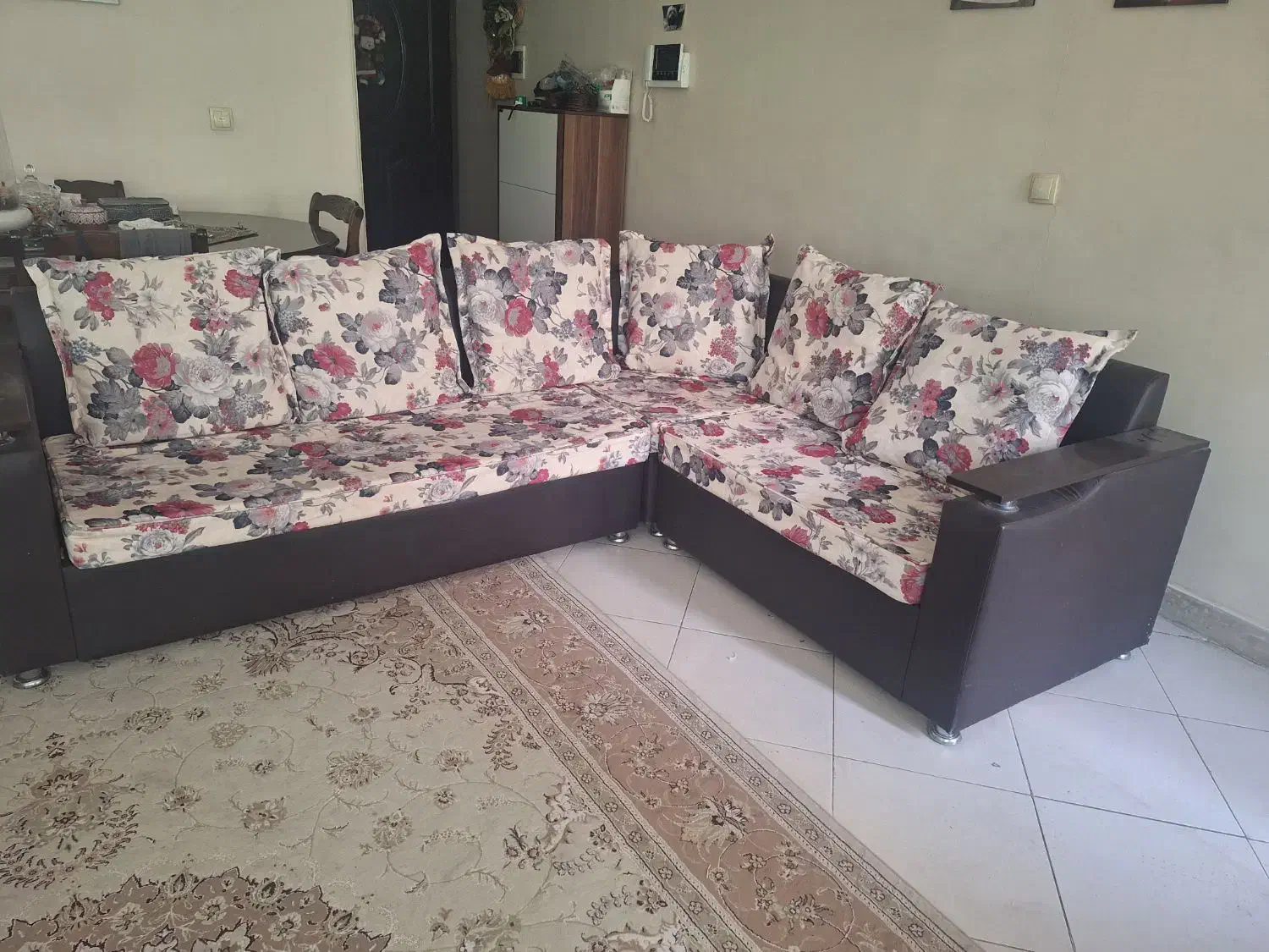فروش مبل راحتی ۷ نفره|مبلمان خانگی و میز عسلی|پرند, فاز ۰|دیوار