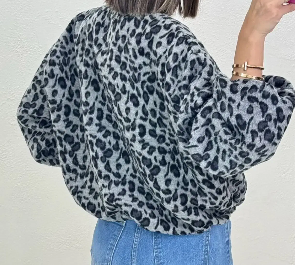 شکت کراپ پلنگی.آستردار|لباس|رشت, استادسرا|دیوار