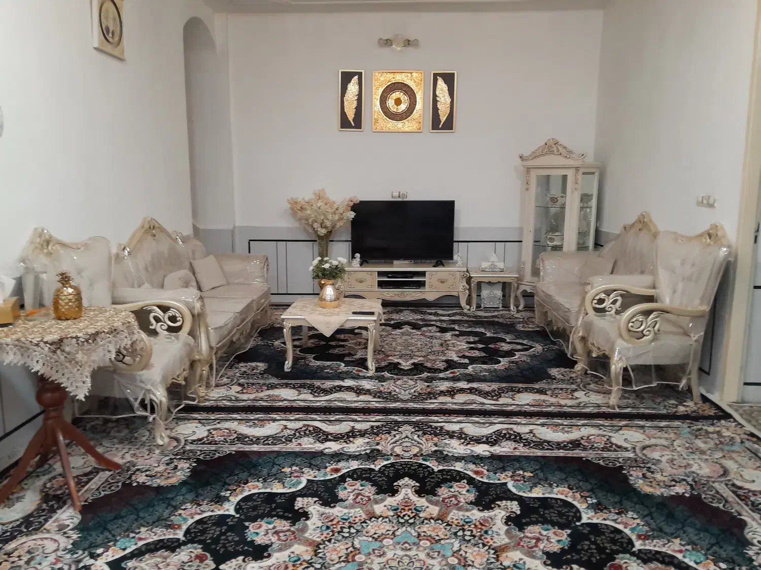 فرش در حد نو|فرش|دزفول, |دیوار