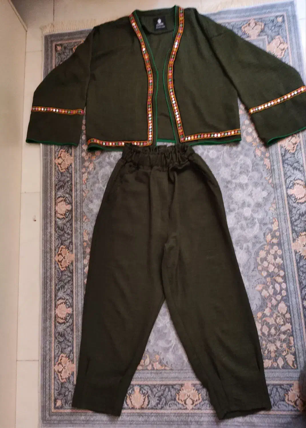 تعدادی لباس|لباس|تهران, خلیج فارس|دیوار