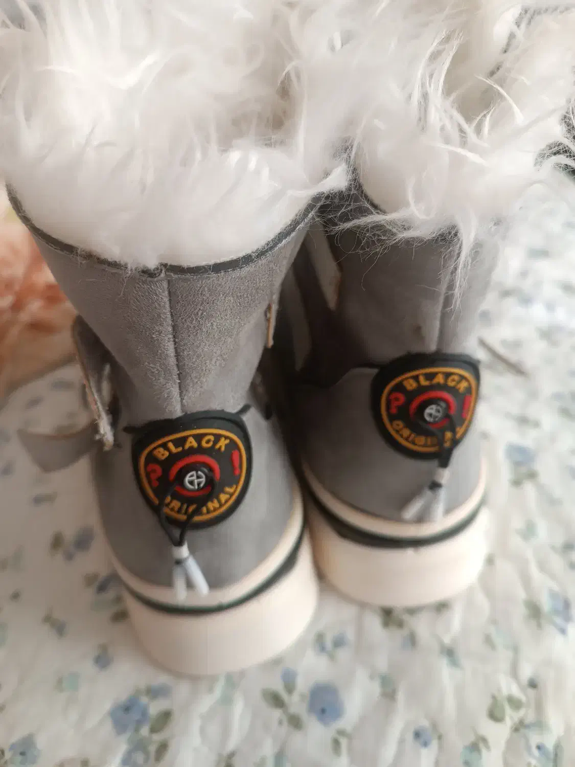 کفش،نیم بوت|کیف، کفش، کمربند|بروجرد, |دیوار