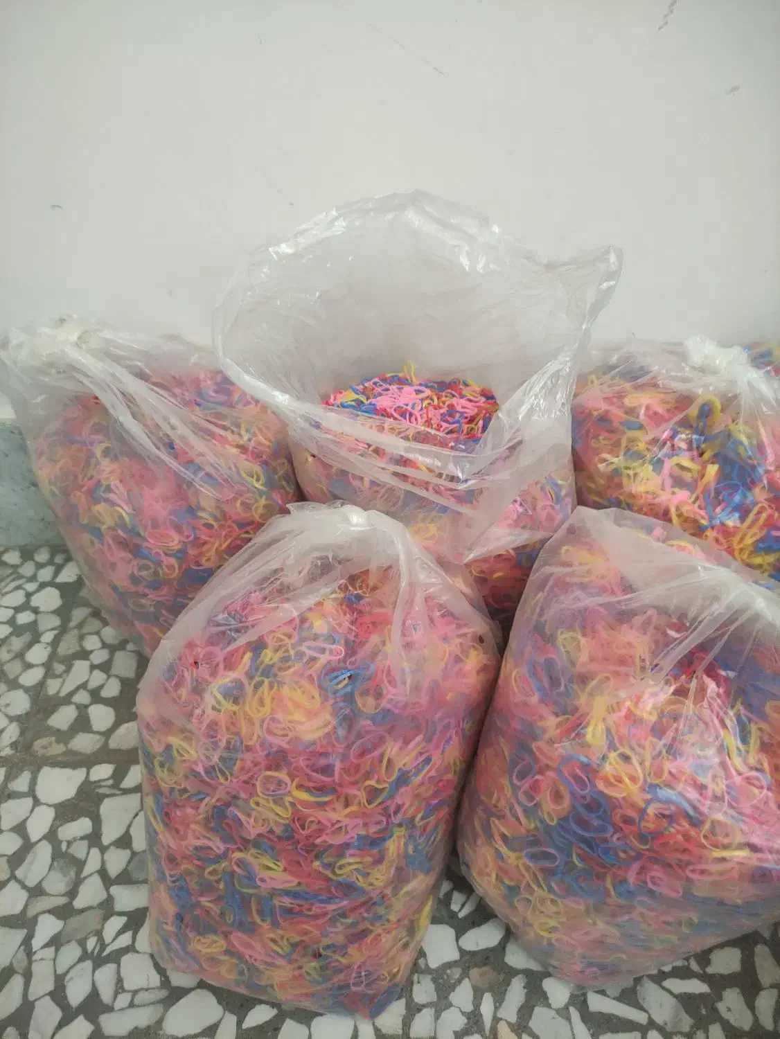 کش مو زنانه|زیورآلات و اکسسوری|شاهینشهر, سعدی جنوبی|دیوار