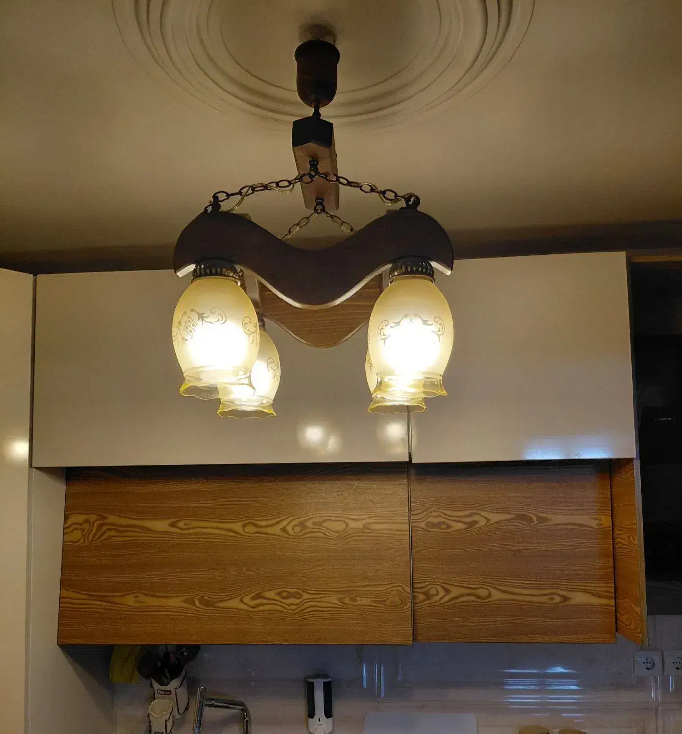 لوستر چوبی ۴شعله|لوستر و چراغ آویز|قزوین, |دیوار