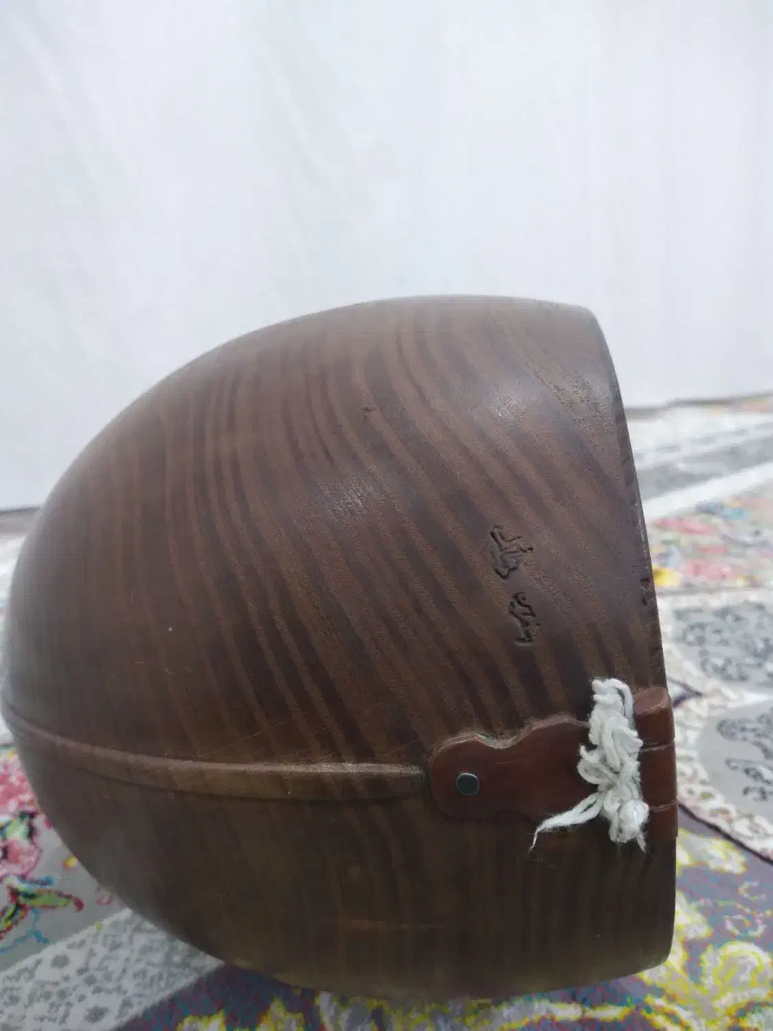 دوتار|سازهای سنتی|اسفراین, |دیوار