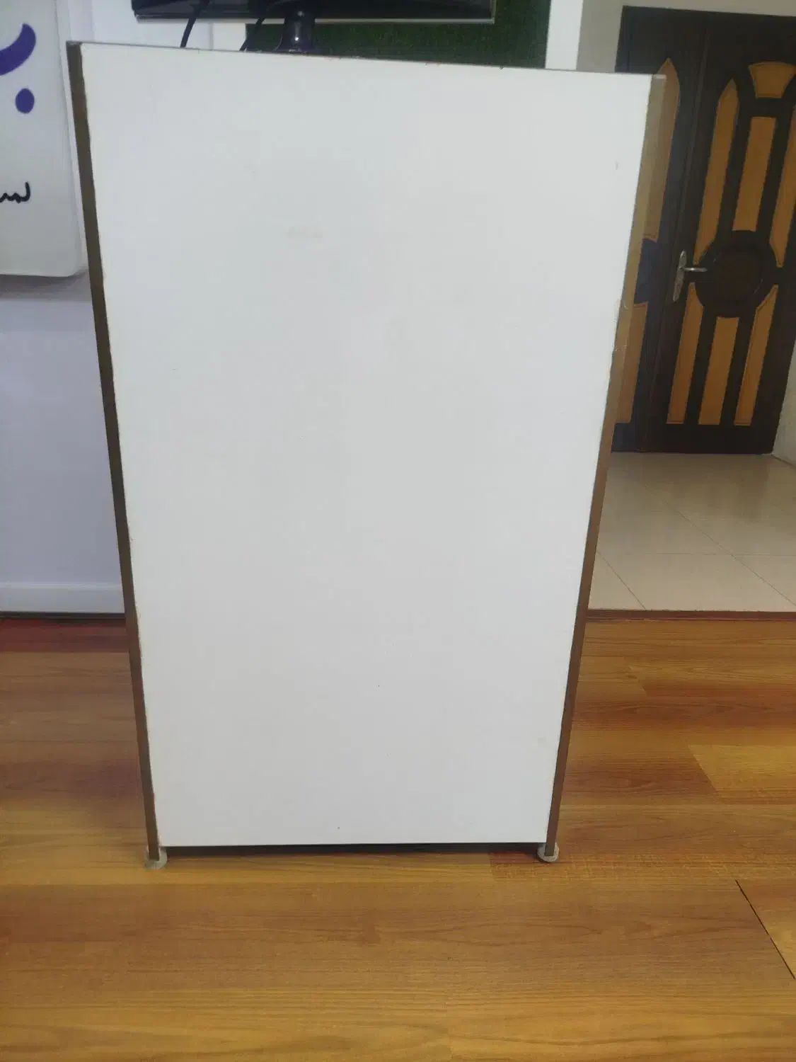 کانتر در حد نو|دفتر کار|فومن, |دیوار