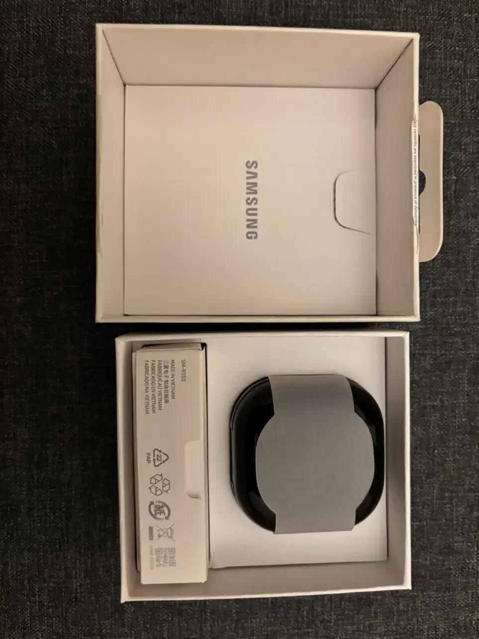 Galaxy buds live|لوازم جانبی موبایل و تبلت|تهران, نارمک|دیوار