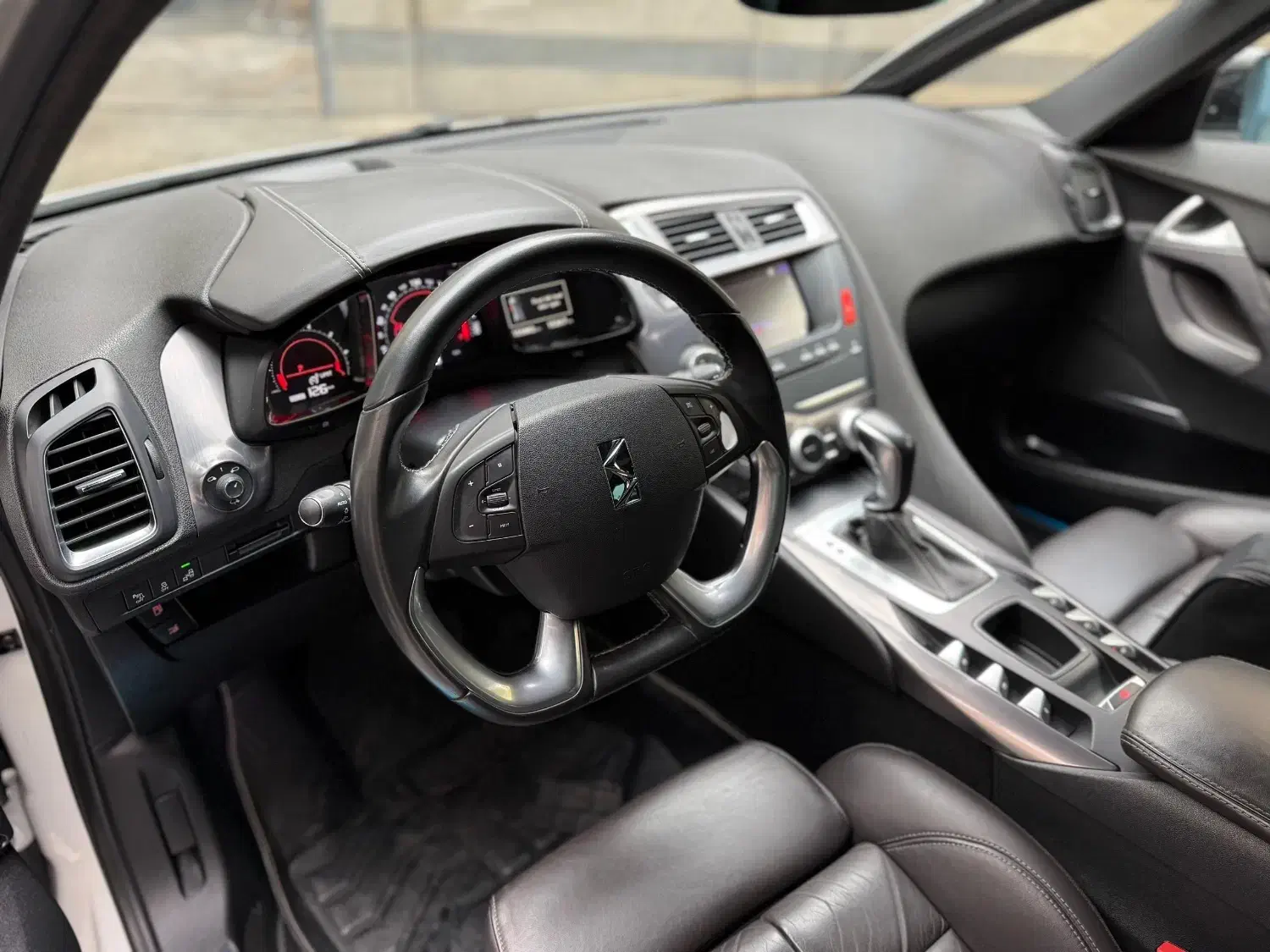 Ds5|خودرو سواری و وانت|تهران, چیذر|دیوار