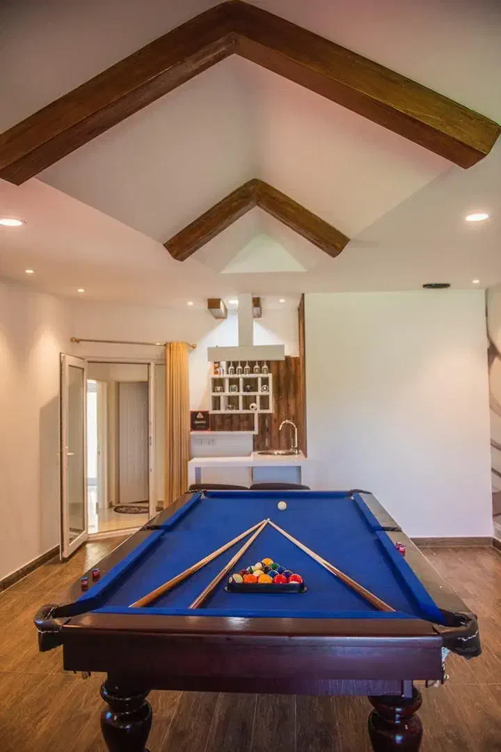 استخر ۴خواب ساحلی|اجارهٔ کوتاهمدت ویلا و باغ|رویان, |دیوار