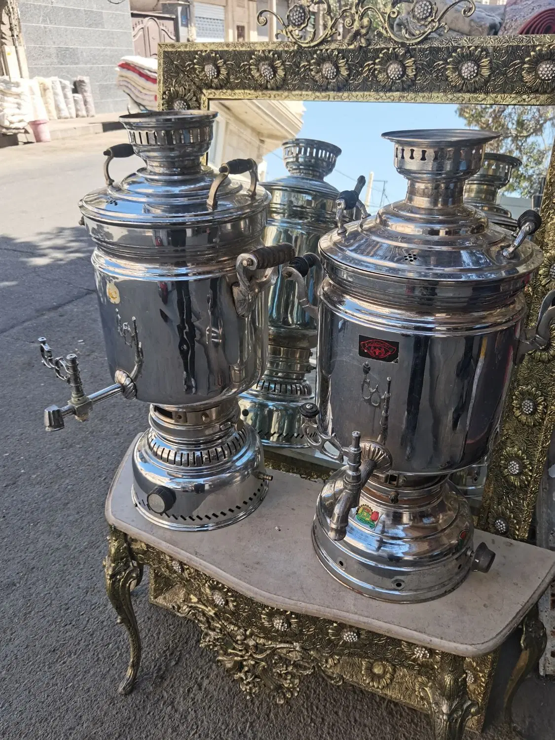 سماور 20لیتری درحدنو 2 عدد|سماور، چایساز، قهوهساز|تهران, علایین|دیوار