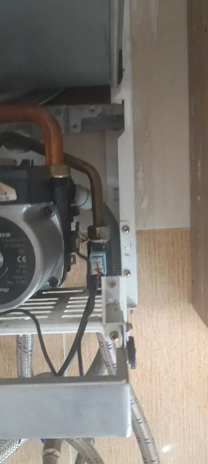 تعمیرات انواع پکیج و آبگرمکن های دیواری و بخاری.|آبگرمکن، پکیج، شوفاژ|شاندیز, |دیوار