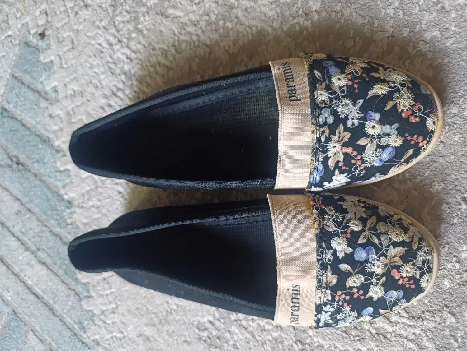 دو عدد کفش راحتی سایز 38|کیف، کفش، کمربند|تهران, مختاری|دیوار