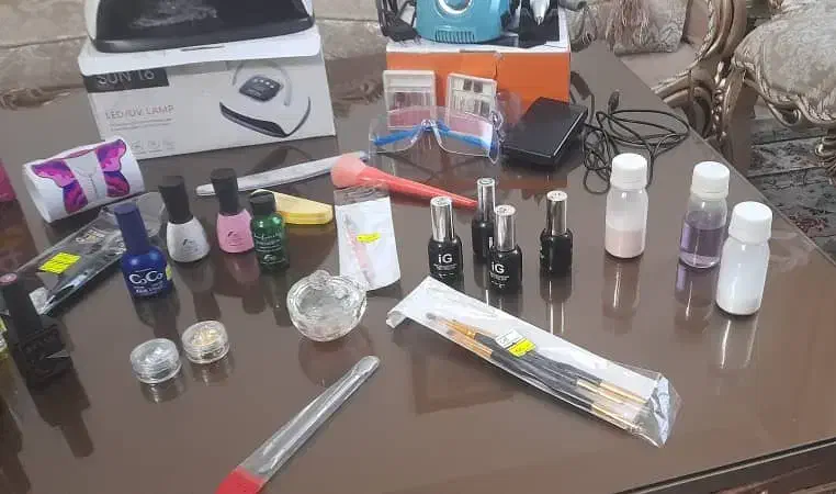 وسایل کاشت ناخن تکمیل|آرایشی، بهداشتی، درمانی|ملارد, |دیوار