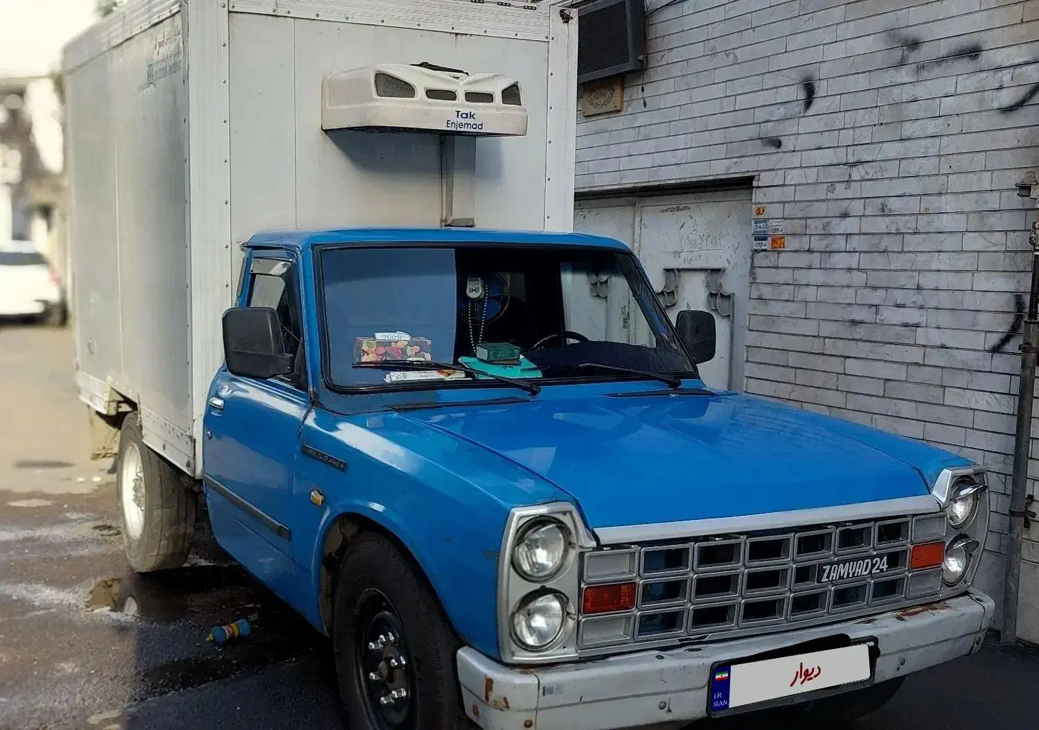 معاوضه یا فروش نیسان یخچالدار ۹۵ نقد اقساط|خودرو سواری و وانت|رشت, کوی مهر|دیوار