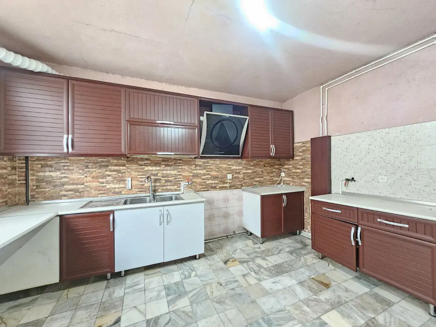 ۱۱۰ متر/تک واحد/غربی ها/۱۲ متر بالکن/غرق نور