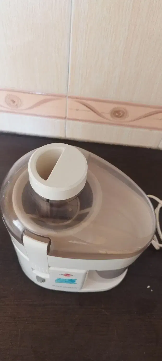 آبمیوه گیری وترازو|آبمیوهگیر و آبمرکباتگیر|همدان, |دیوار