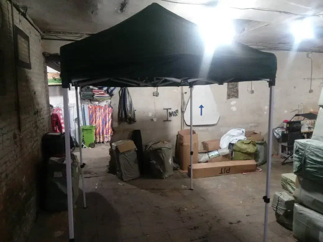 الاچیق تاشو رنگ سبز تاشو برای بساطی ابعاددو در دو|کوهنوردی و کمپینگ|تهران, افسریه شمالی|دیوار