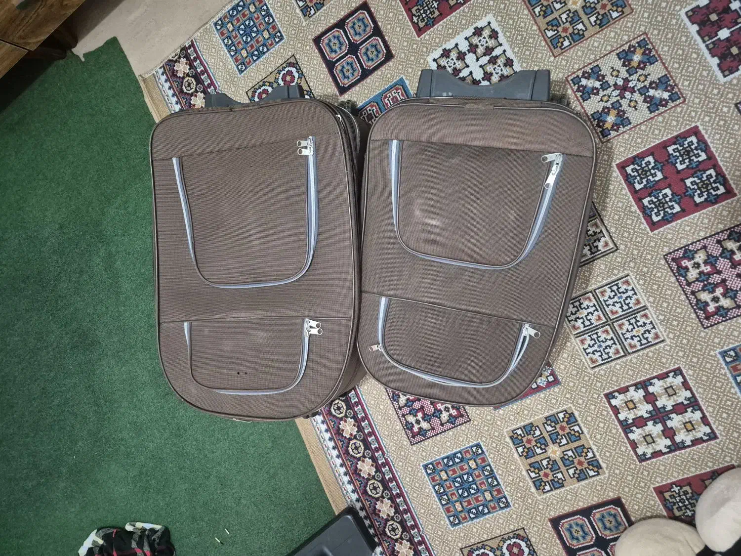 چمدان ۲تا بزرگ و کوچک|کیف، کفش، کمربند|اردبیل, |دیوار