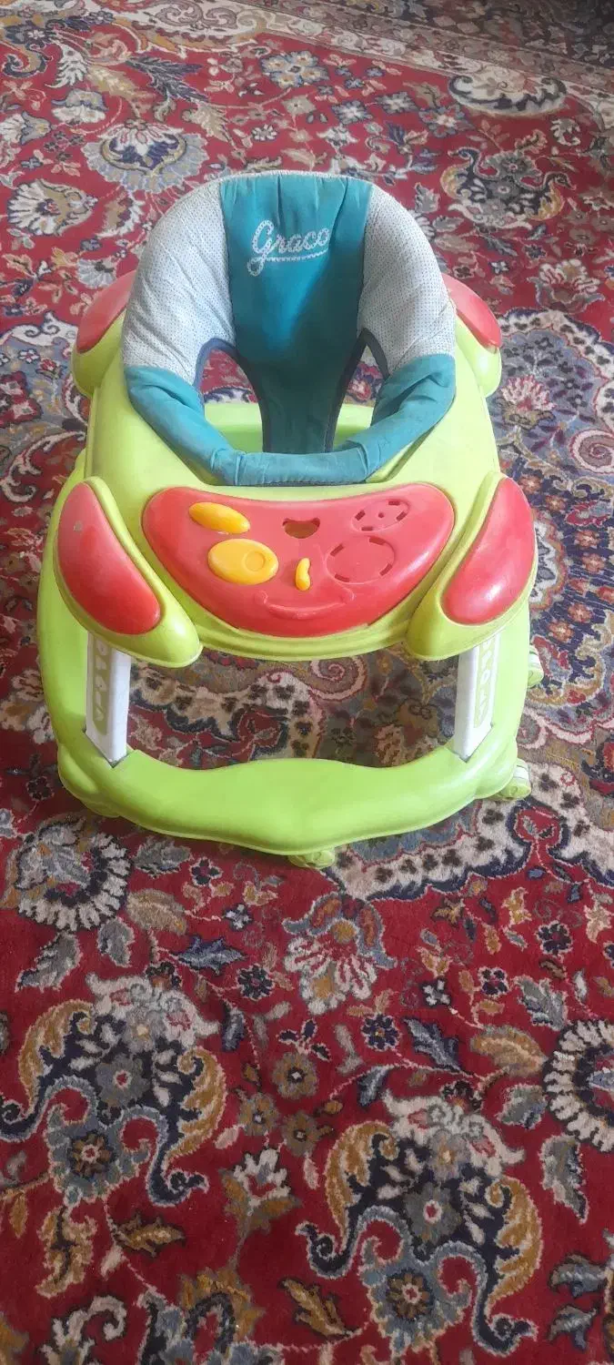 راروک|کالسکه و لوازم جانبی|فولادشهر, مسکن مهر فولادشهر|دیوار