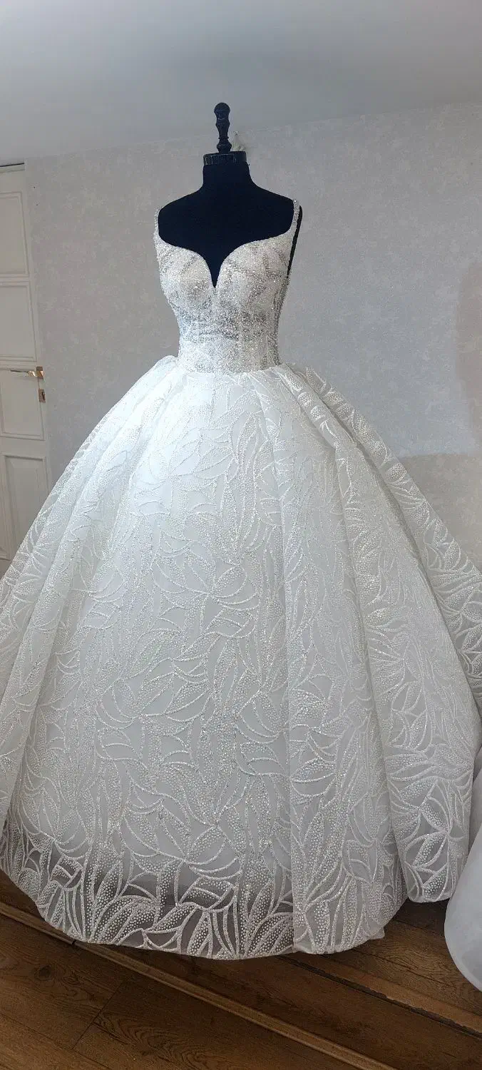 فروش لباس عروس|لباس|زابل, |دیوار