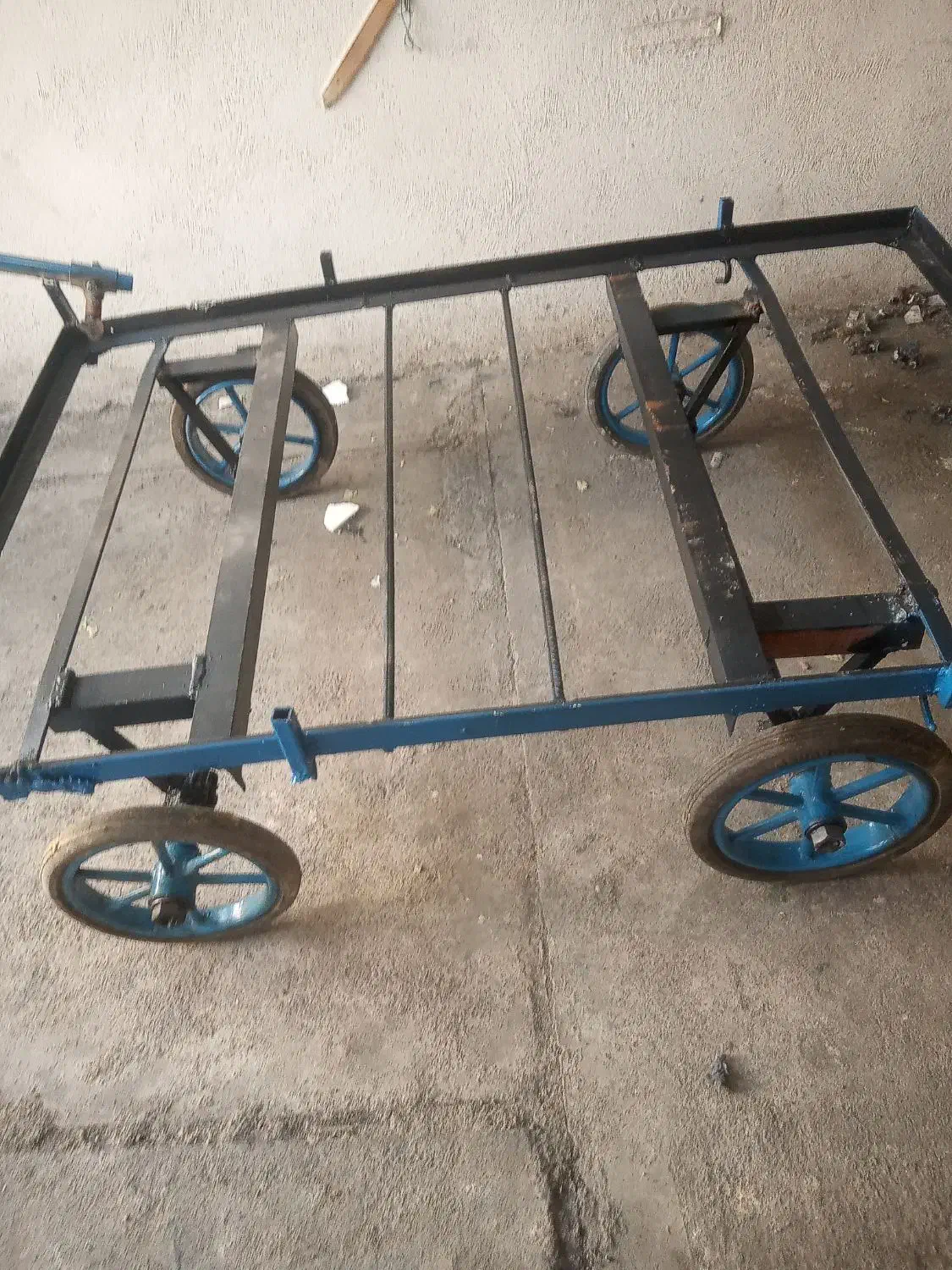 فرغون چهار چرخ دستی بزرگ|ابزارآلات|تبریز, |دیوار