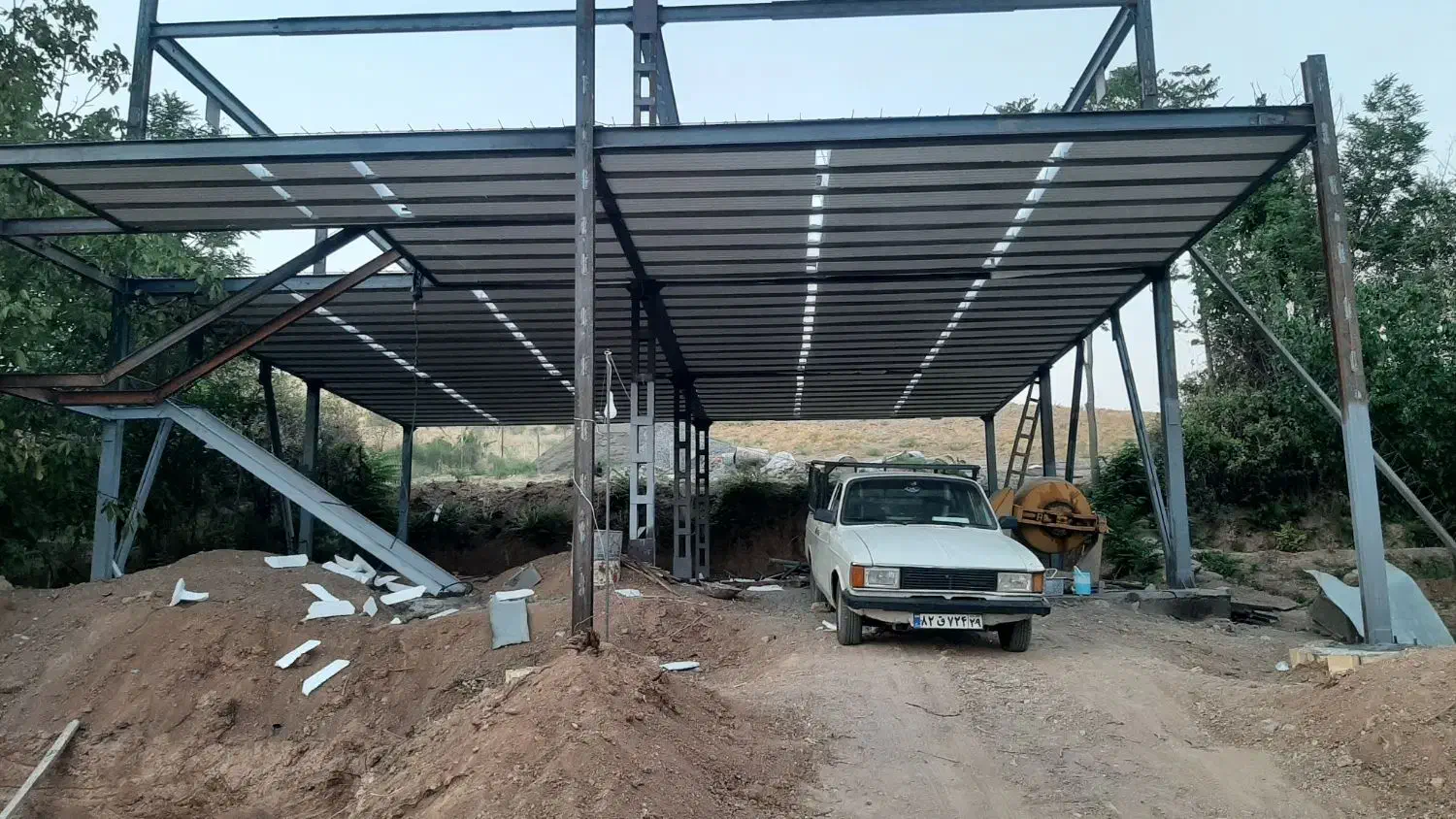 اجرای آرماتوربندی  وقالب بندی انواع سازهای بتنی|خدمات پیشه و مهارت|سنقر, |دیوار