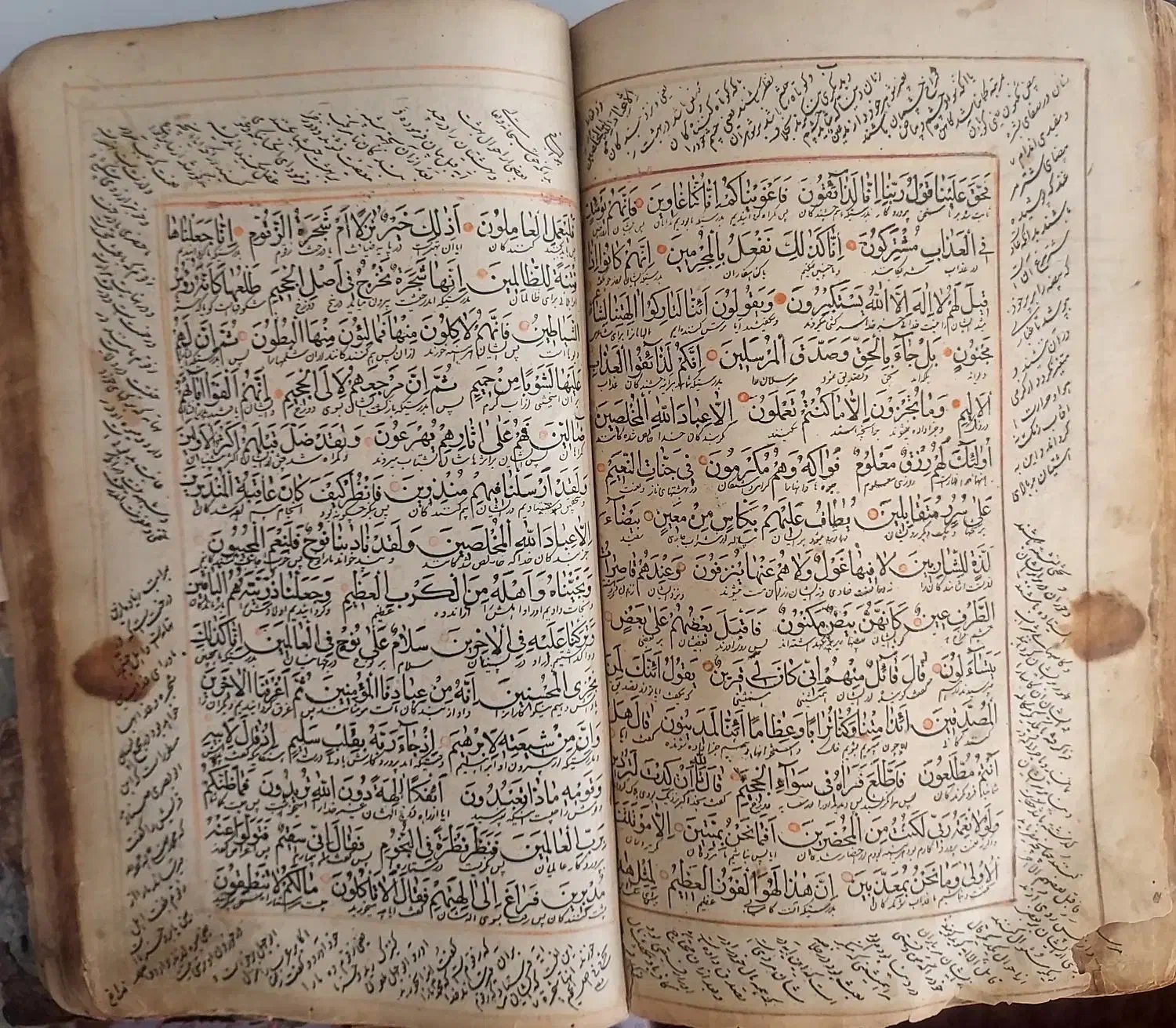 قرآن خطی قدیمی ۳۰۰ ساله|کلکسیون اشیاء عتیقه|تهران, میدان ولیعصر|دیوار
