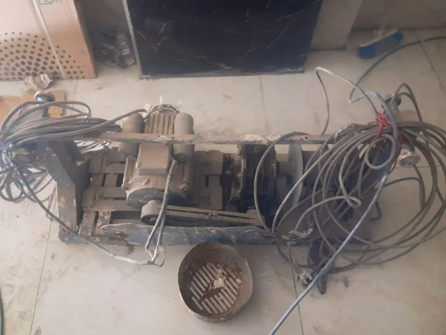 فروش بالابربا ریل وبازو|مصالح و تجهیزات ساختمان|اردبیل, |دیوار