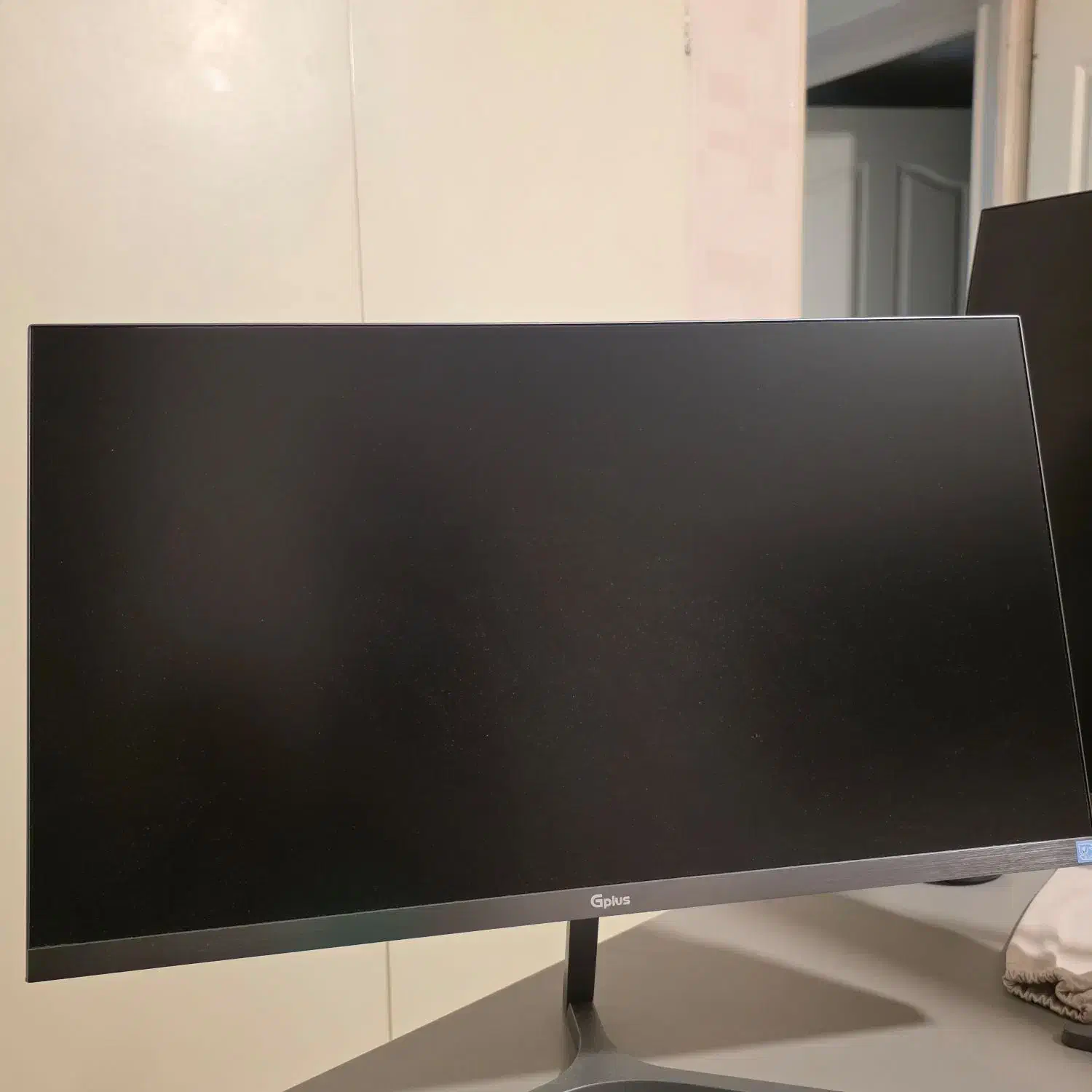 مانیتور جی پلاس|قطعات و لوازم جانبی رایانه|کرج, شهرک جهان‌نما|دیوار