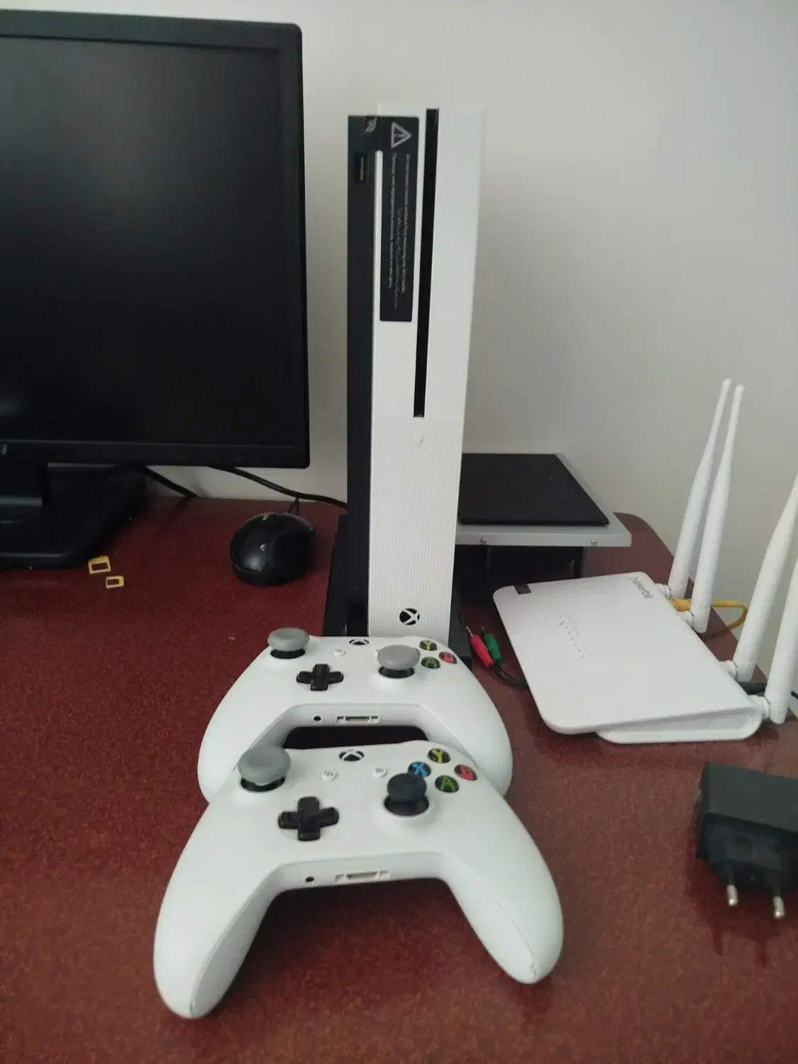 Xbox one s|کنسول، بازی ویدئویی و آنلاین|مشکیندشت, |دیوار