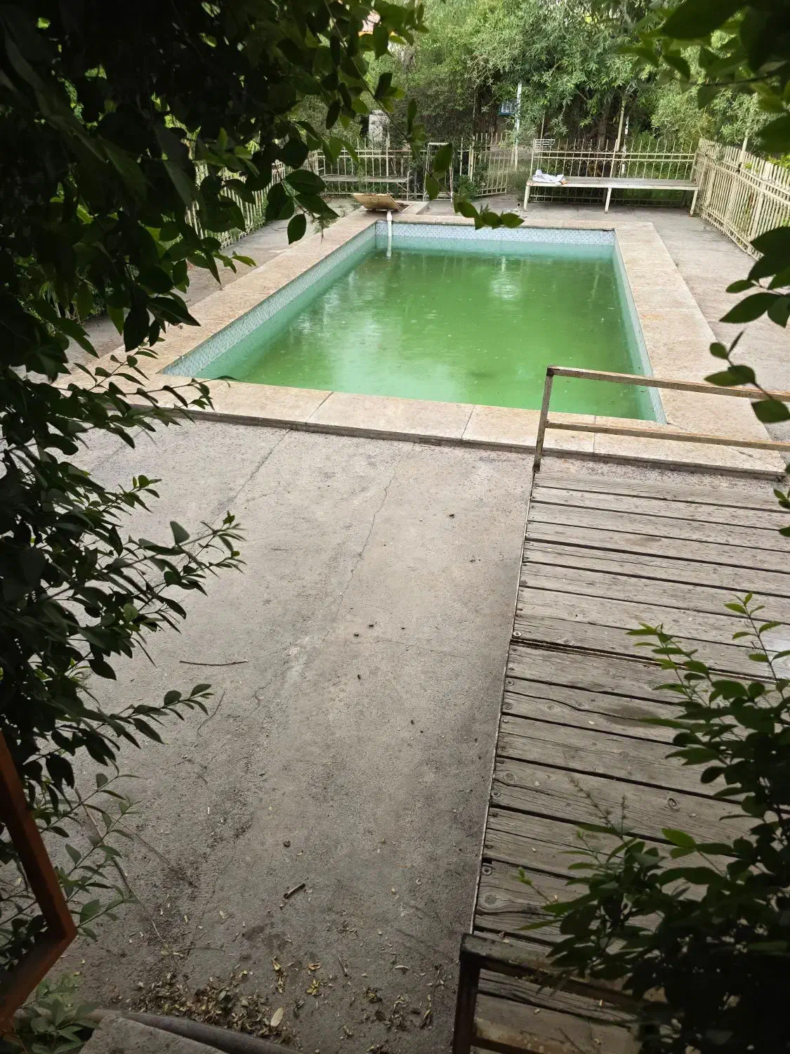 خانواده باغبان و دامدار|استخدام سرایداری و نظافت|ماهدشت, |دیوار