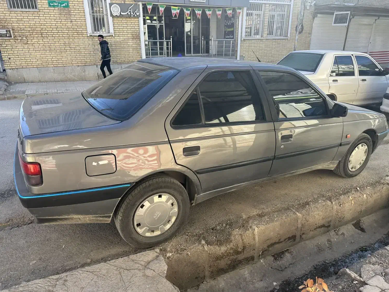 ۴۰۵ مدل ۹۰|خودرو سواری و وانت|داران, |دیوار