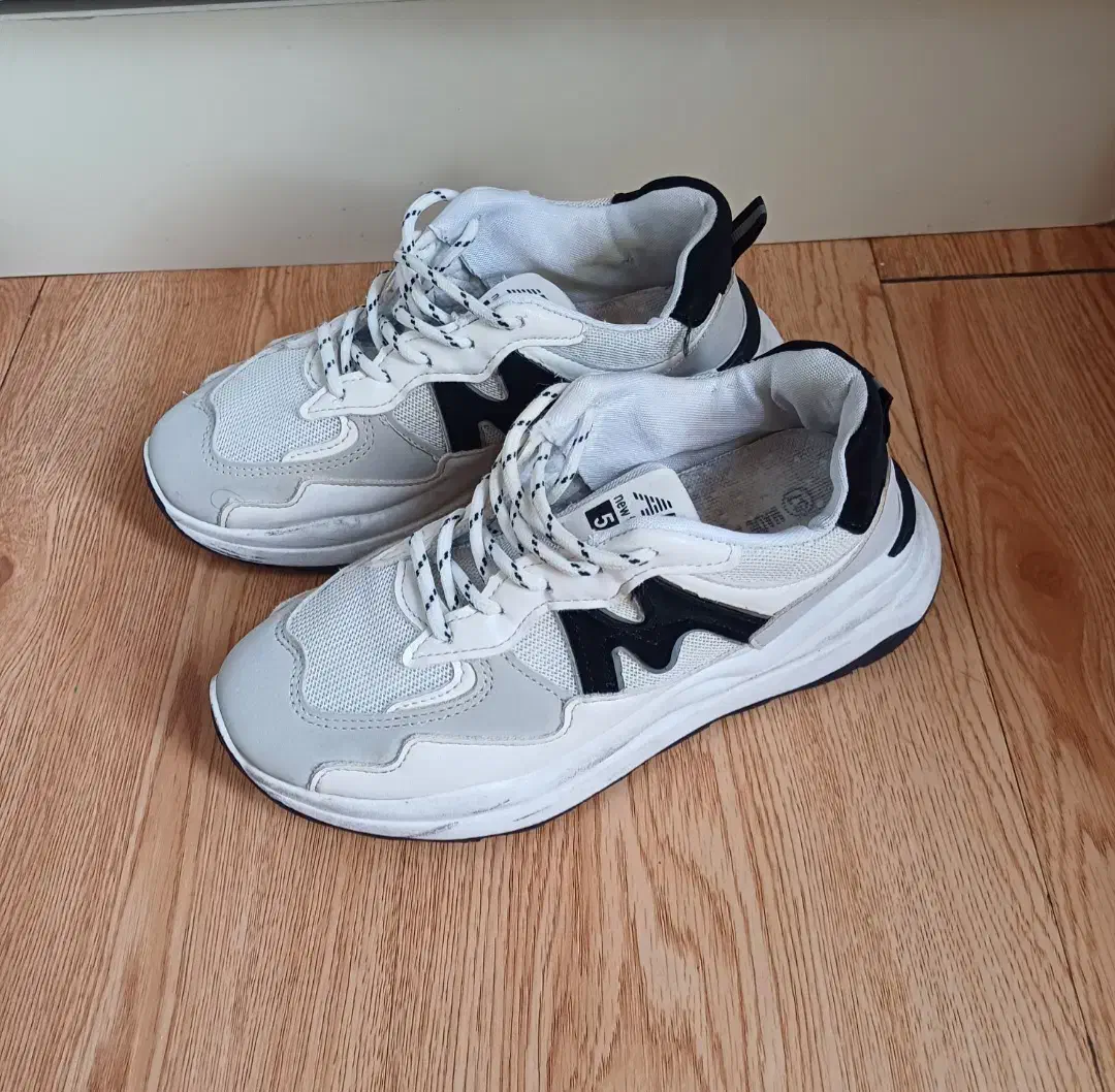 کتونی|کیف، کفش، کمربند|تهران, آهنگ|دیوار