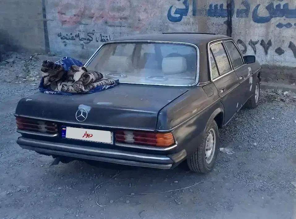 بنز دانشجویی مدل ۸۲ موتور مشکی|خودرو کلاسیک|تهران, صادقیه|دیوار