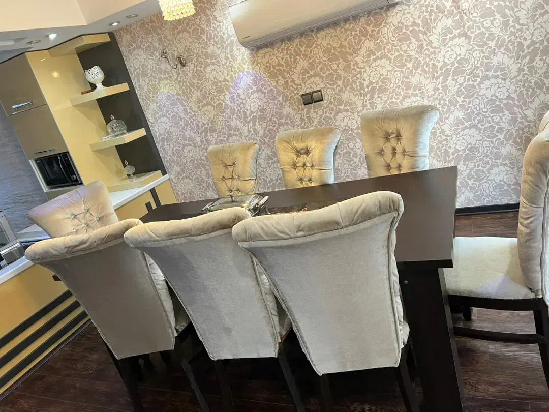 فروش یک دست میز ناهار خوری 8 نفره|میز و صندلی غذاخوری|فریدون‌کنار, |دیوار