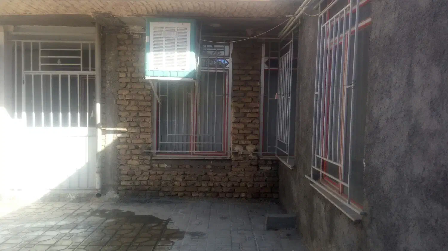 رهن واجاره ملک مسکونی|اجارهٔ خانه و ویلا|صحنه, |دیوار