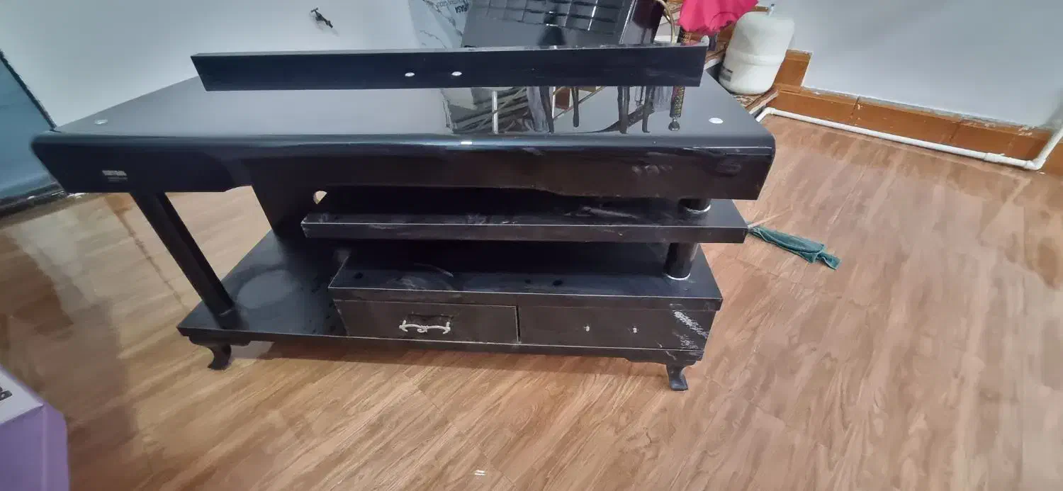 میزتلوزیون شیشه ای|میز تلویزیون|رشت, سلیمانداراب|دیوار