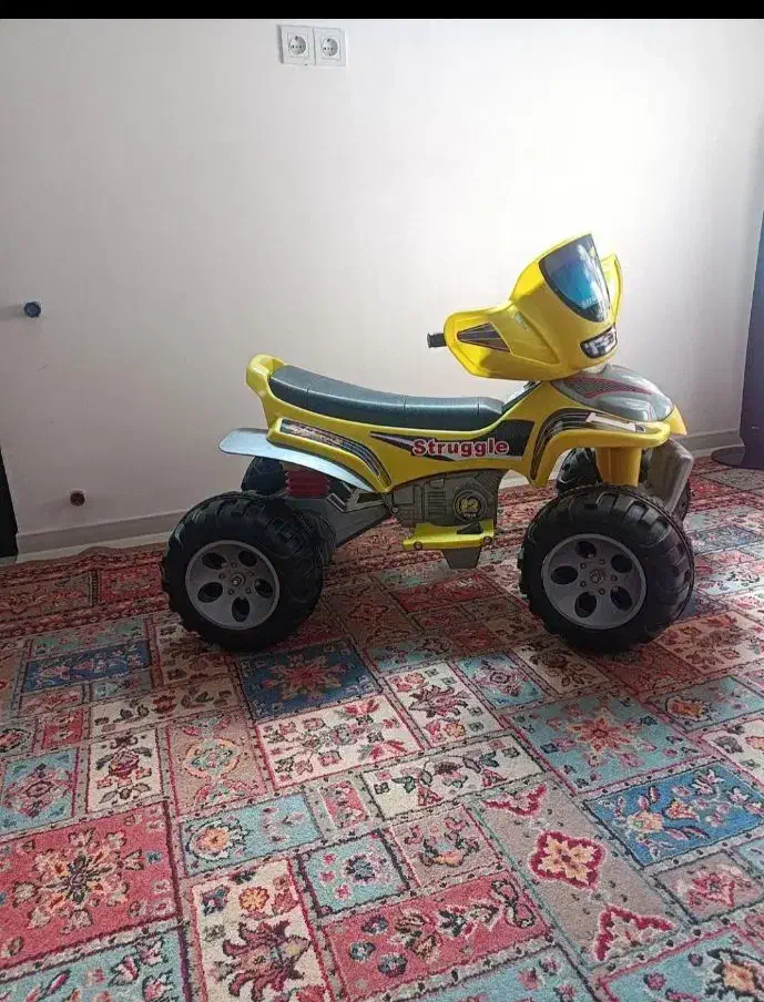 موتور شارژی دو موتوره سالم و در حد نو|اسباببازی|بندر گناوه, |دیوار