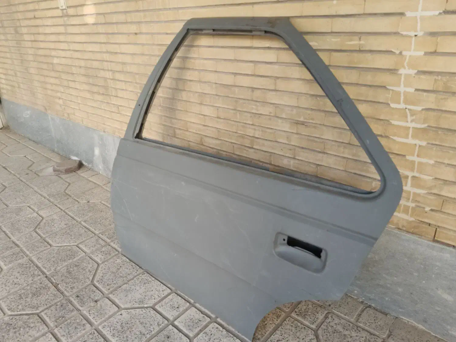 درب ۴۰۵ عقب راست تایوانی|قطعات یدکی و لوازم جانبی|اصفهان, شهید رجایی|دیوار